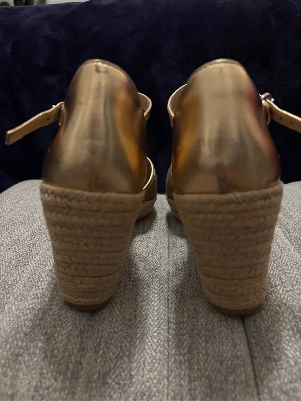 Naturalizer Metallic Gold Ankle-Strap Espadrille Wedges size 8.5